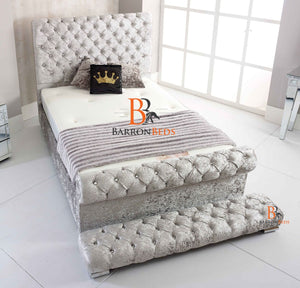 Chesterfield Sleigh Bed 